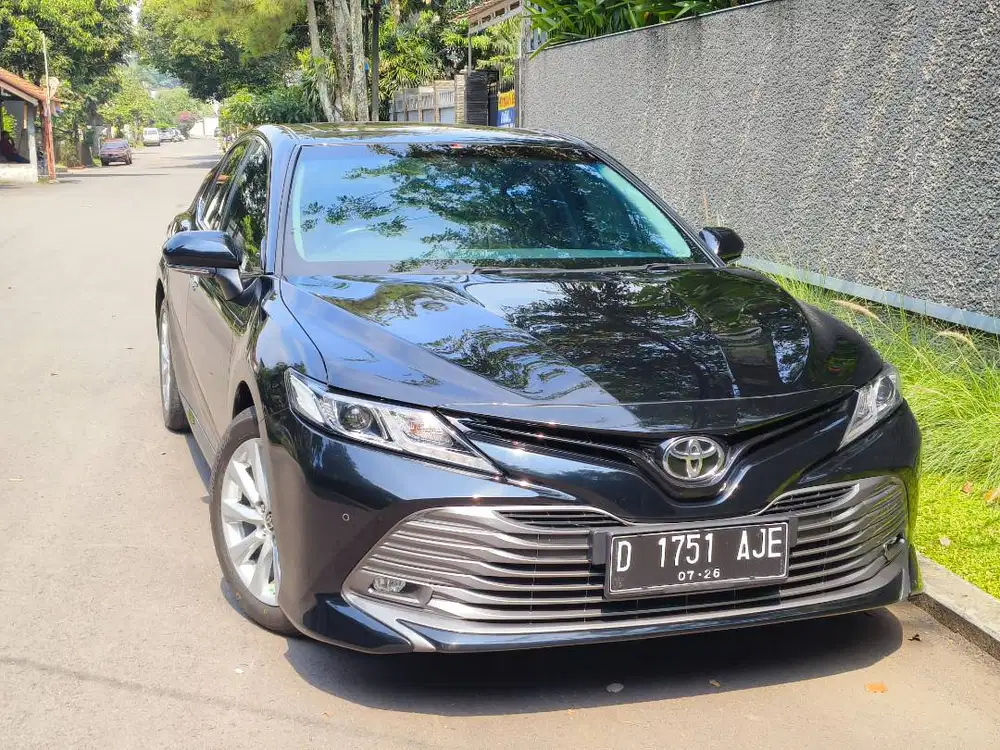 toyota camry 2.5 V at matic 2021 hitam mulus bandung