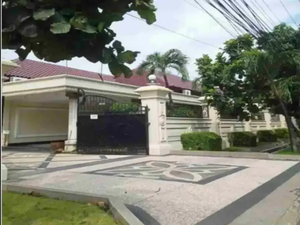 Rumah Mewah Raya Jemur Andayani Siap Huni dekat Raya A Yani