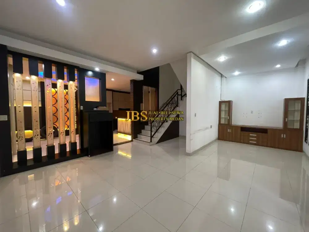 Rumah Siap Huni Dijual di Komplek Cemara Asri Jalan Azalea 1 - Medan