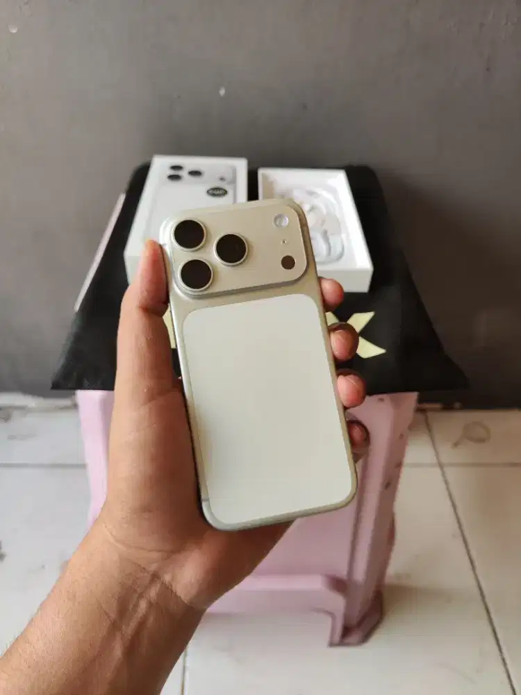 Iphone 17 pro 256gb ibox garansi on fullset