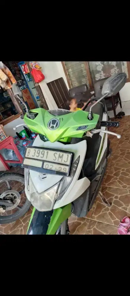 Bismillah di jual motor honda beat 2014 pajak hidup