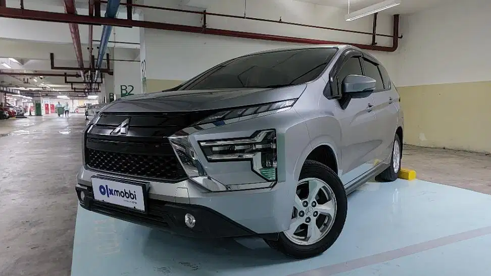 TDP 10JT Mitsubishi Xpander 1.5 Exceed Bensin-AT Silver 2022