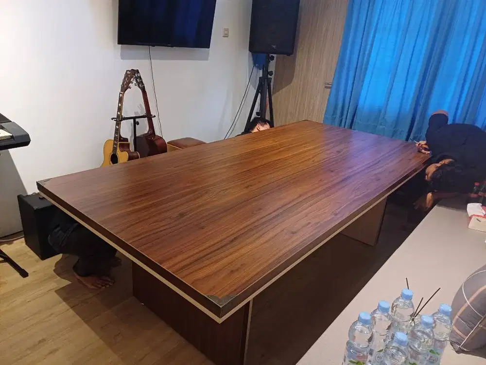 Dijual Murah Berkualitas Meja Metting