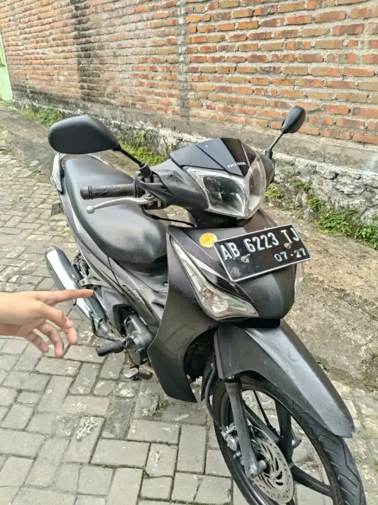 BU di jual motor supra helm in th 2012