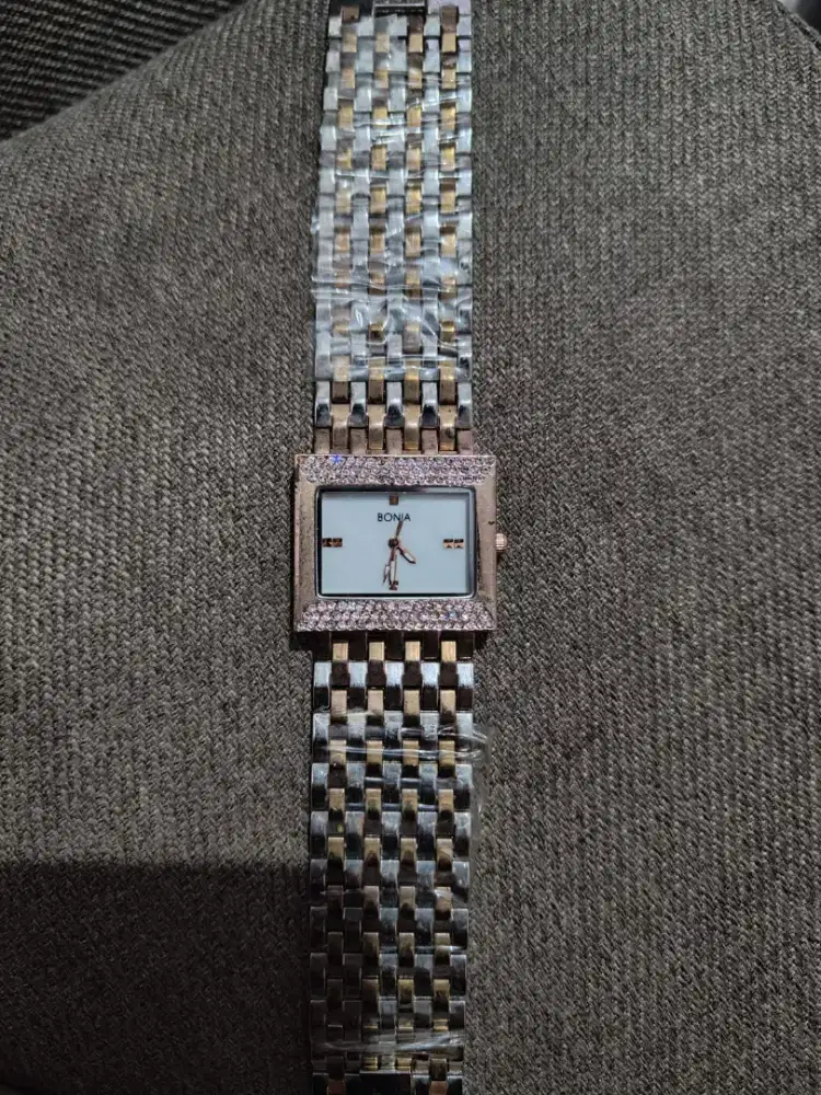 Jam tangan bonia