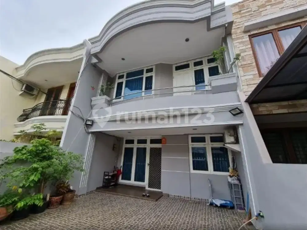 Ss.3351 - Murah !! Dijual Rumah Siap Huni Jalan 3 Mobil 6x18 di Pelepah Hadap Barat