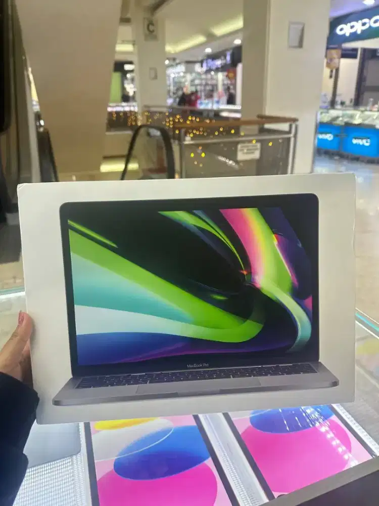 MacBook PRO Apple Chip M1 2020 8GB/256GB 13.3 inch Resmi Inter