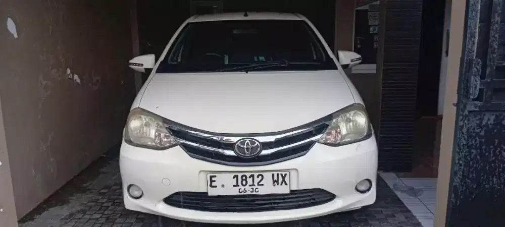 Etios valco 2015