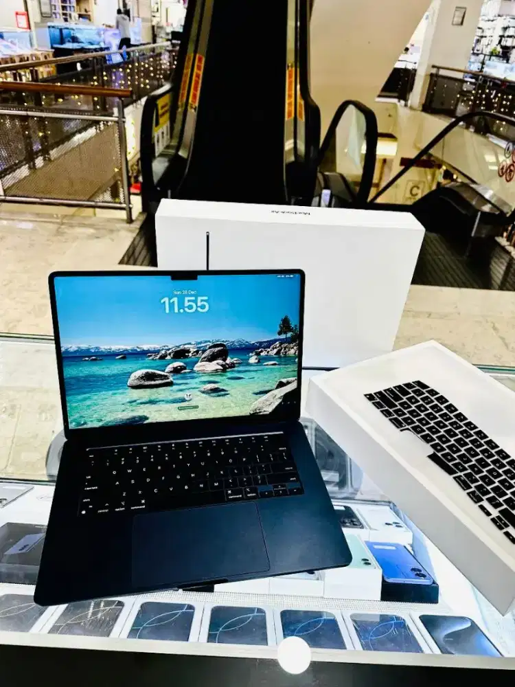 Macbook Air M2 15.3 inch 2023 BH 99% Inter Midnight 8GB/256GB