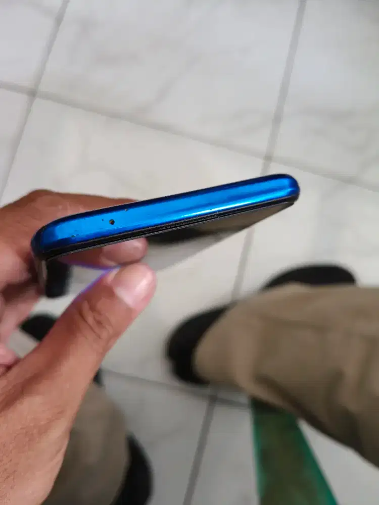 Vivo V19 8/128 resmi orian masih bgus lecet pemakean aja BS TT