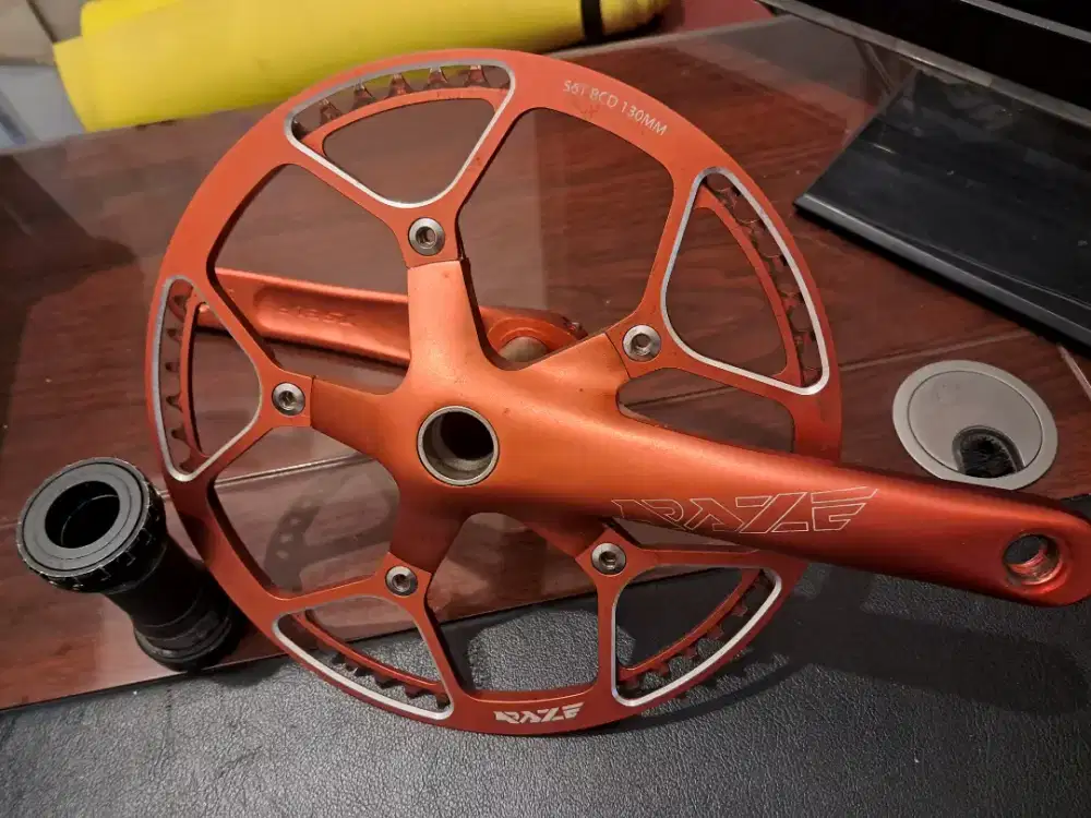 Crankset RAZE 56T Ht2