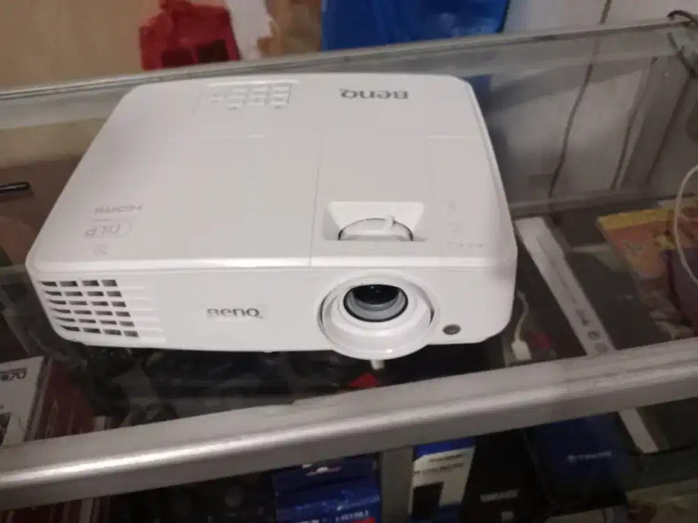 Proyektor BenQ 3300 Ansi Lumen 3D IN114 EPSON X450 S300 Infocus murah