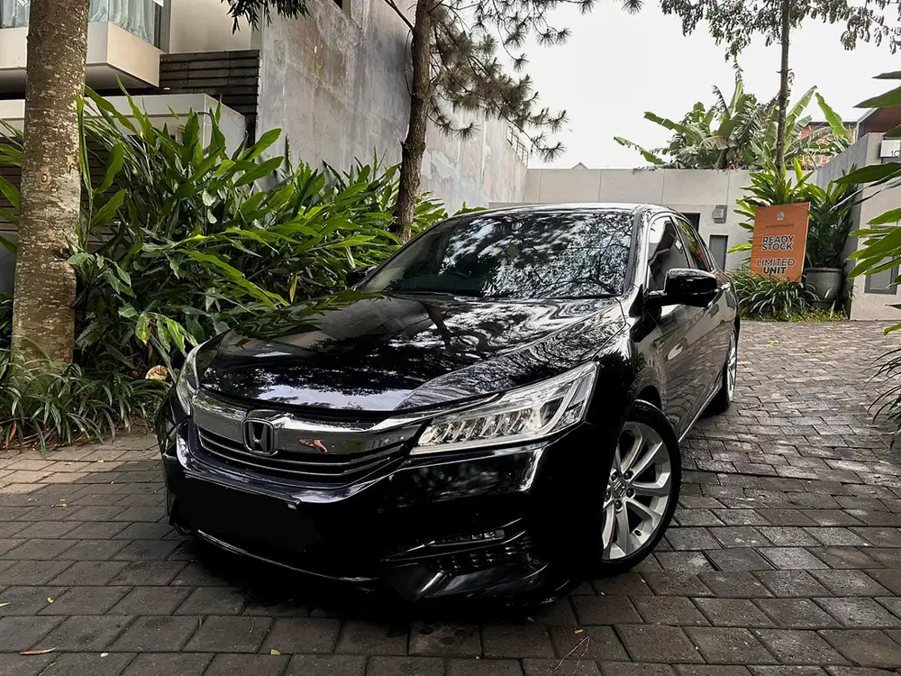 Honda Accord 2018 Bensin