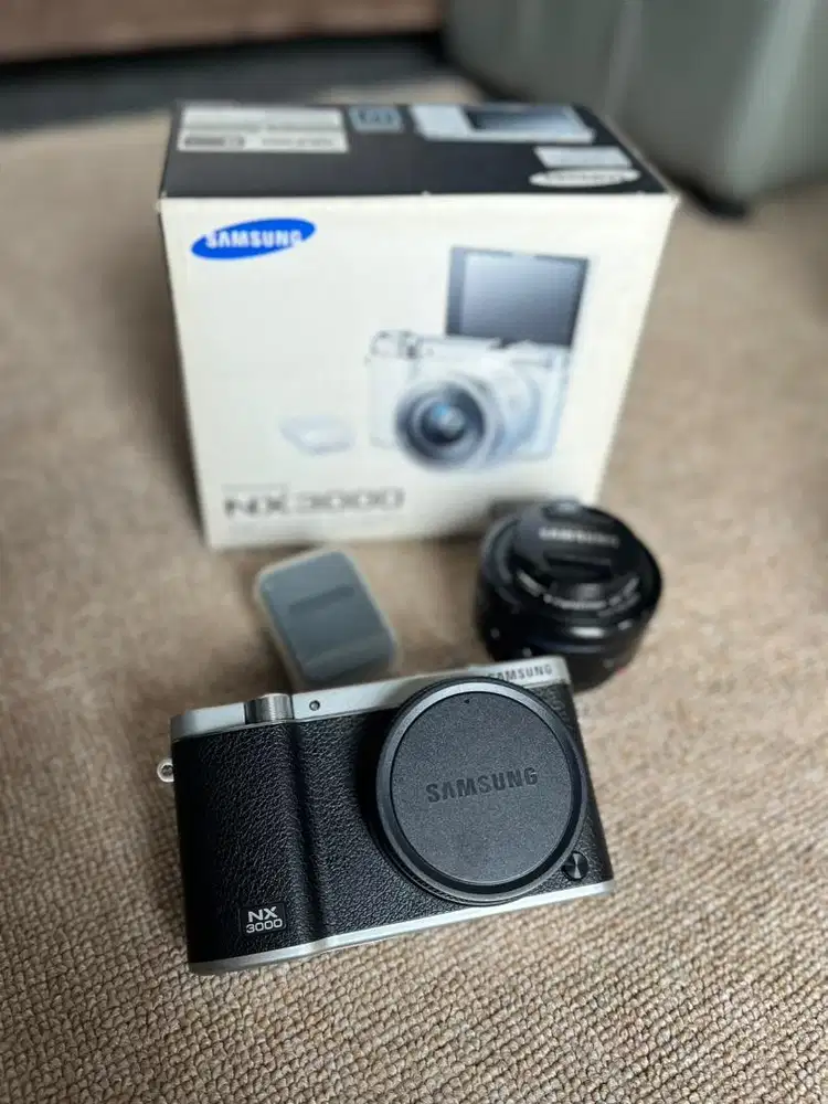 Samsung NX3000 mirrorless camera