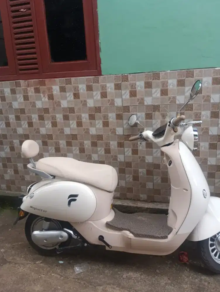 Jual sepeda listrik ofero 3 magical  lith