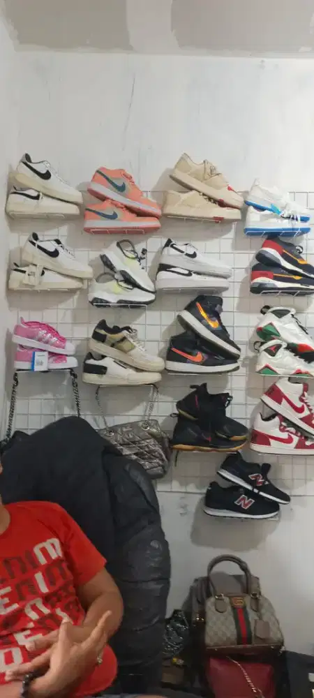 Sepatu second good condition