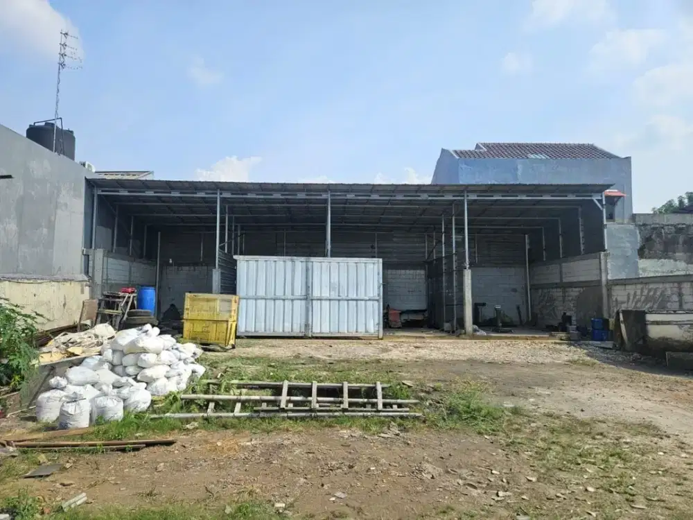 Dijual Kavling + Bangunan di Walang Baru Jakarta Utara Luas 502 m² Lebar 18,45 m Hadap Utara