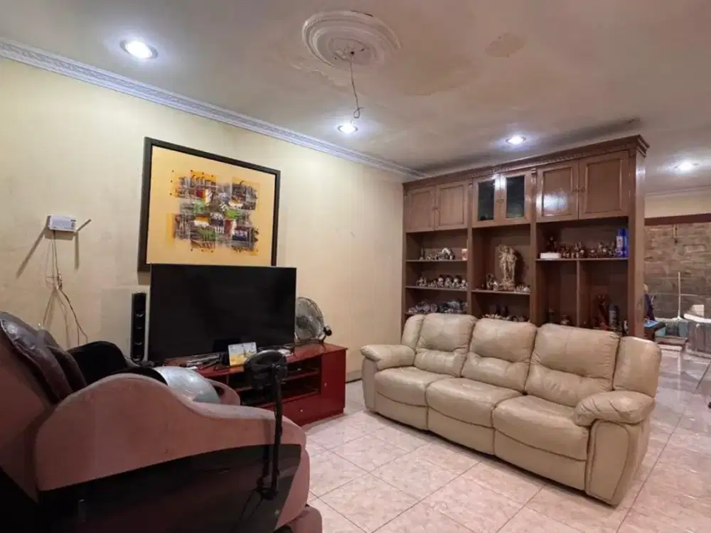 DIJUAL CEPAT RUMAH PLUIT MURNI UK 7X20 (4 LANTAI) ADA OFFICE & RUANGAN GYM SHM BISA NEGO