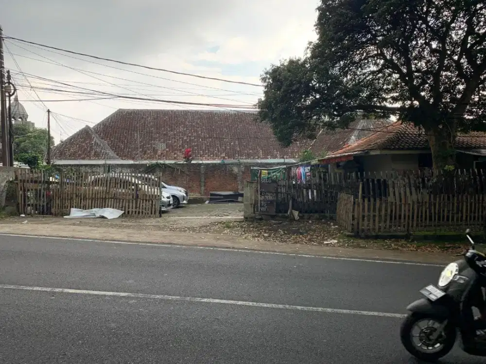 Rumah Hitung Tanah Di bawah NJOP Mainroad Setiabudi