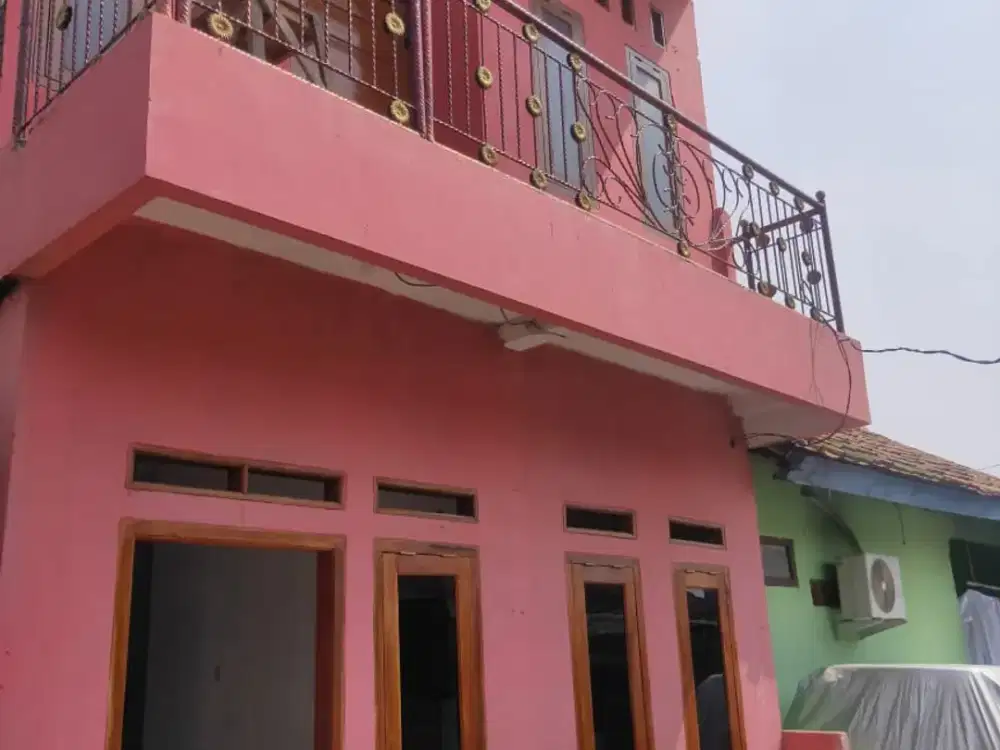 DIJUAL CEPAT dan MURAH  STRATEGIS Rumah 2 lantai siap huni. Bangunan baru  Berlokasi Di DUREN JAYA KOTA BEKASI.