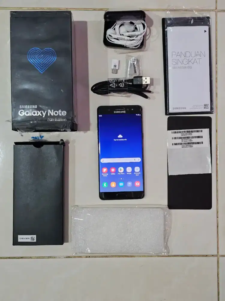 Dijual Smartphone Samsung Galaxy Note Fan Edition (2nd / bekas)