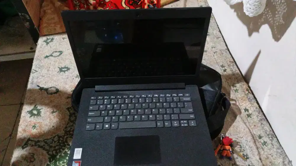 Jual Lenovo Ideapad 320 Core i5-7200U GeForce 920MX  Ram 12GB/ 512GB