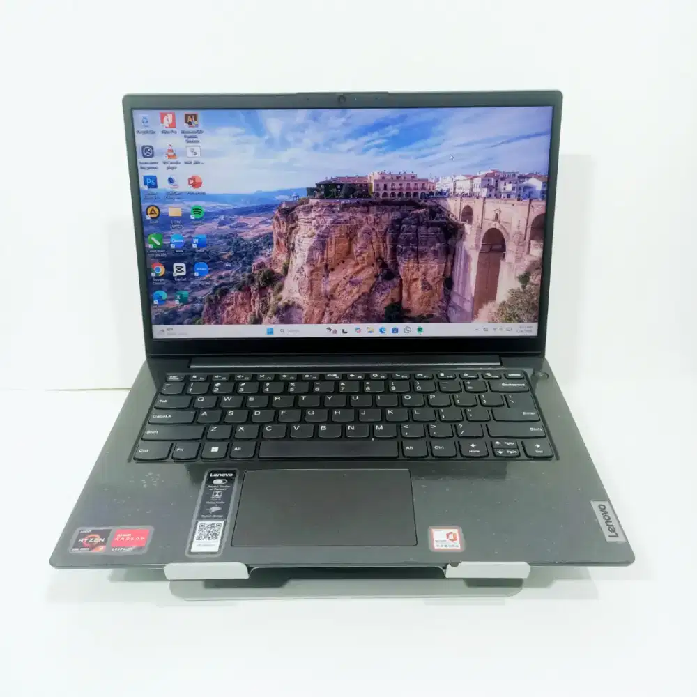 LAPTOP LENOVO V14 G2 ALC