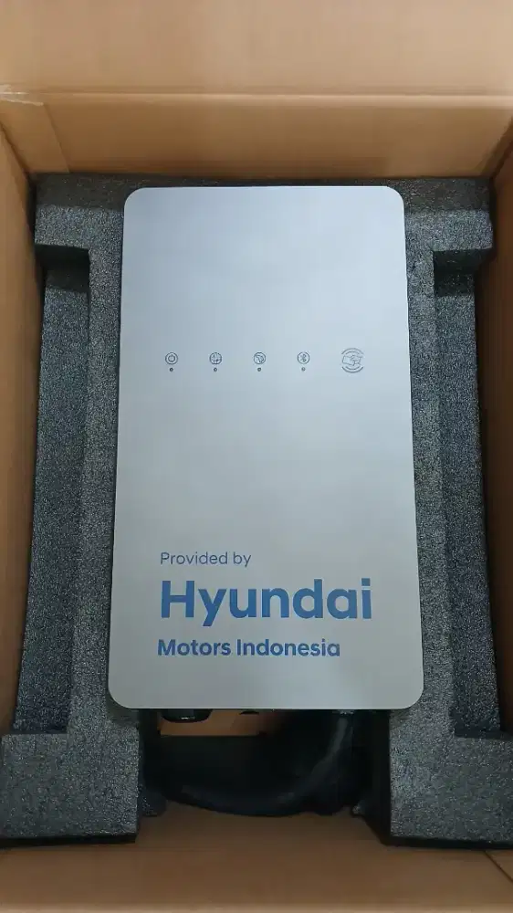 WALL CHARGING HYUNDAI