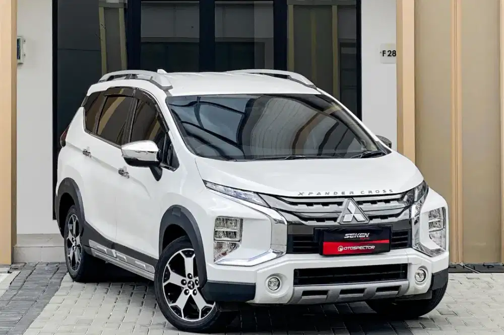 Dp 13 juta!!! Mitsubishi Xpander Cross 1.5 Premium AT Matic 2020 Putih