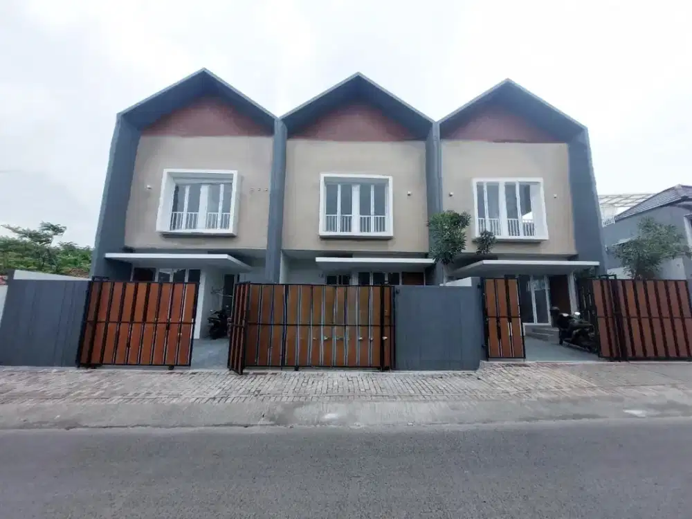 Rumah Baru Dalam Cluster. Sertipikat Sudah Pecah Per Kavling. Dua Lantai Unfurnished di Palem Puri. Bebas Banjir.