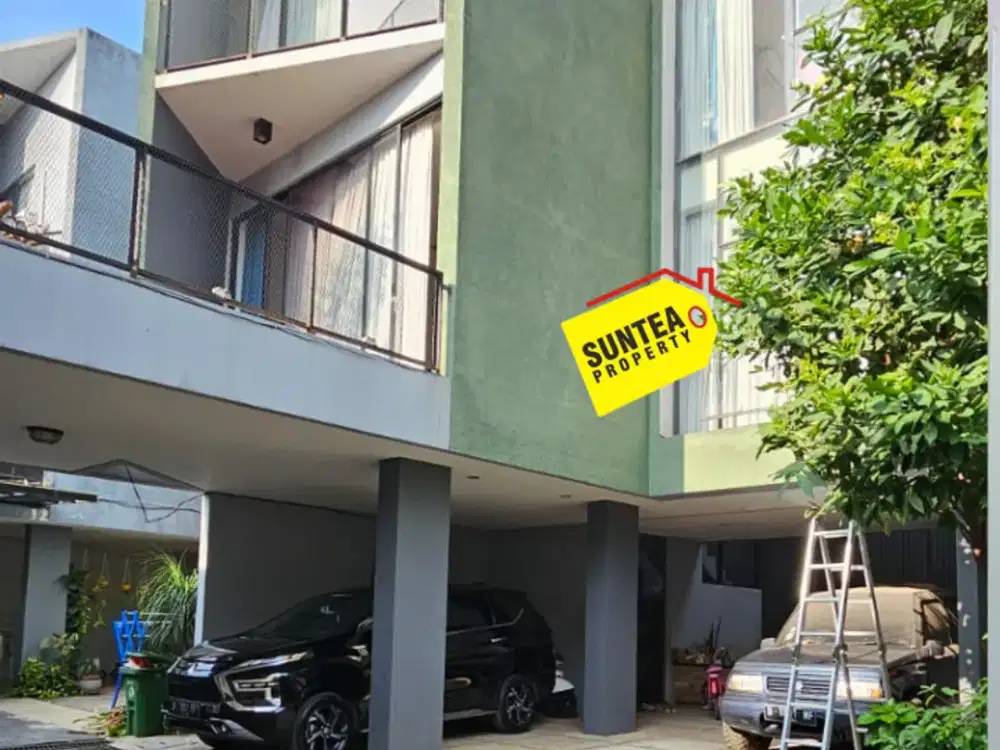 Rumah Modern 4 Lantai Siap Huni Lebak Bulus Jakarta Selatan (Im)