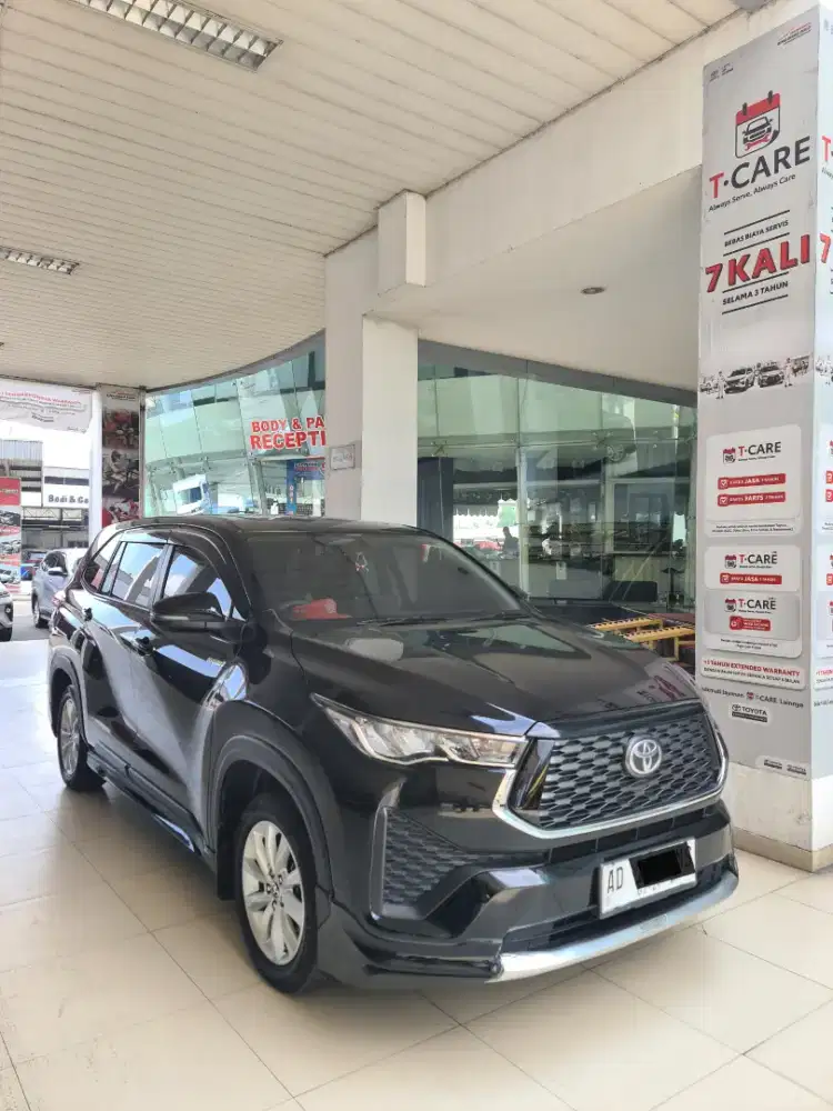 Innova Zenix V Hybrid Modelista A/T 2024