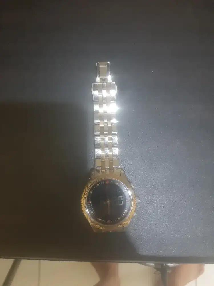 Arloji Forsta Berlapis Emas