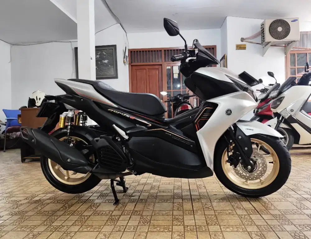 YAMAHA AEROX 2023 ABS KM 9 RB AN