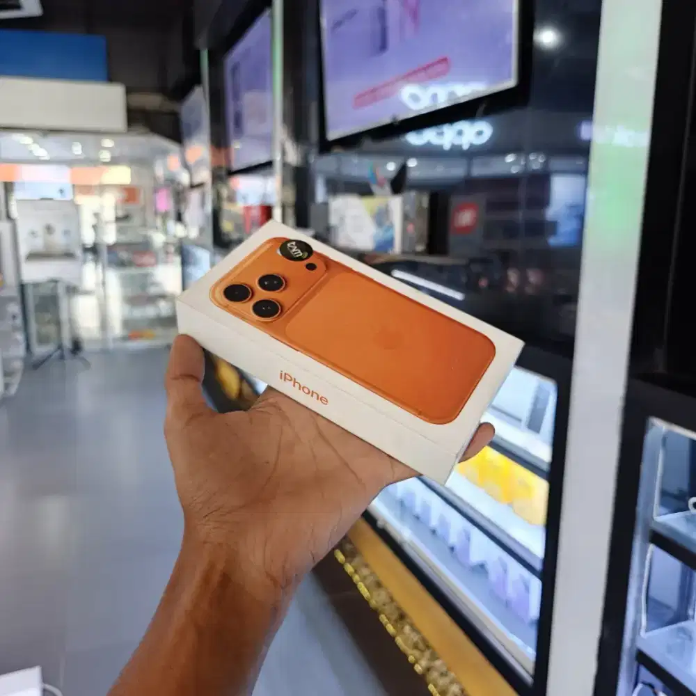 IPHONE 17 PRO MAX COSMIC ORANGE