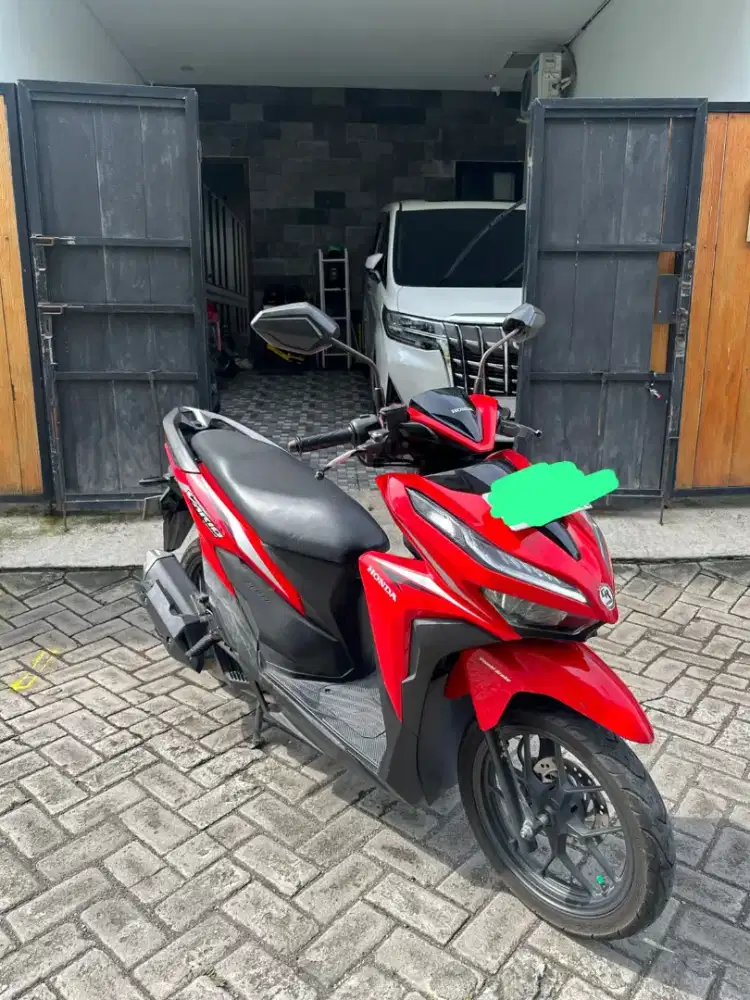 Vario 125 CC merah 2018