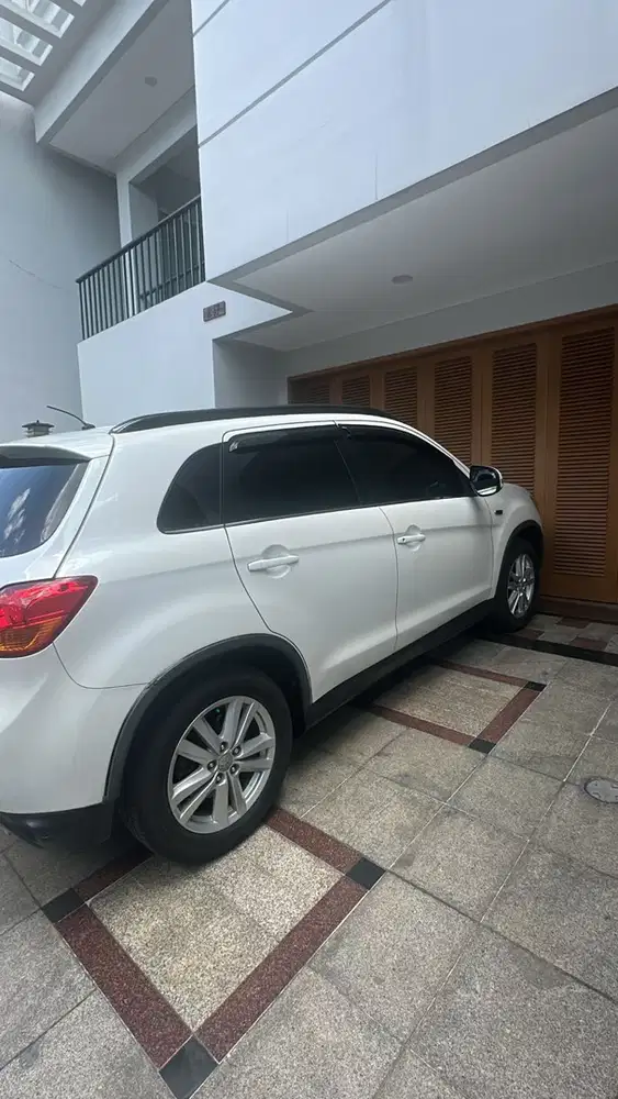 Mitsubishi Outlander 2015 Bensin