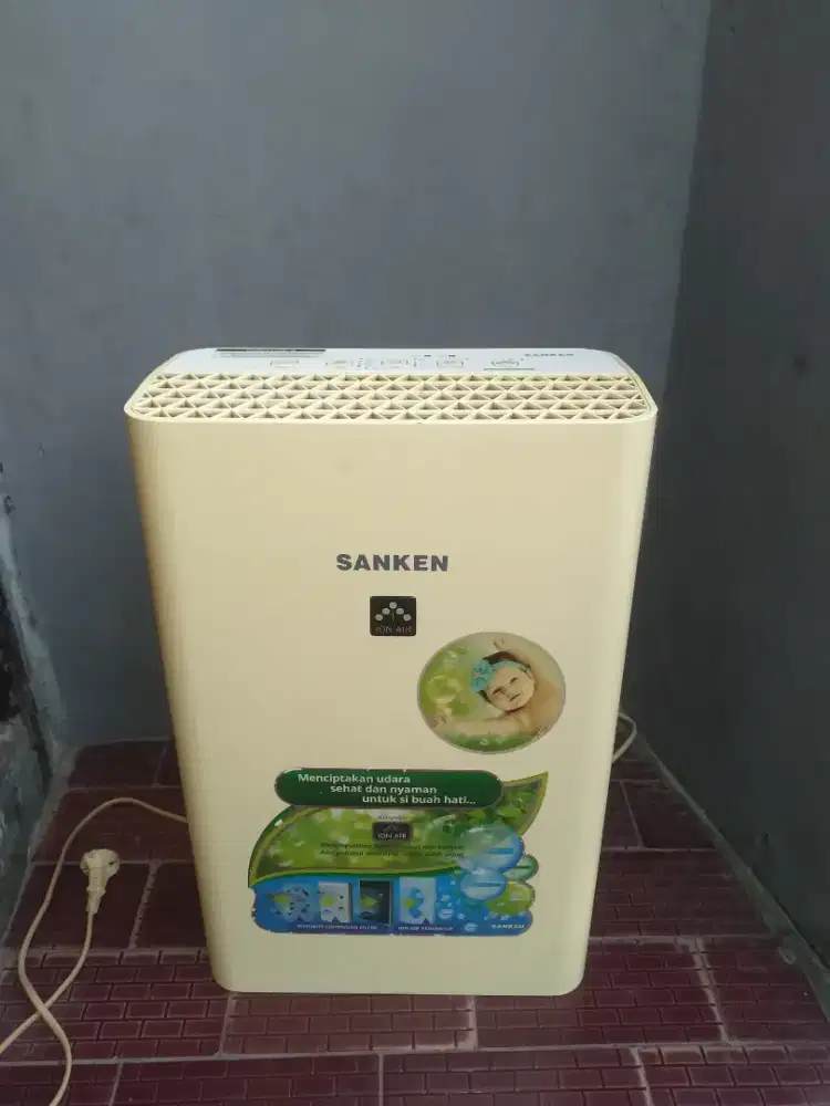 alat pembersih udarq