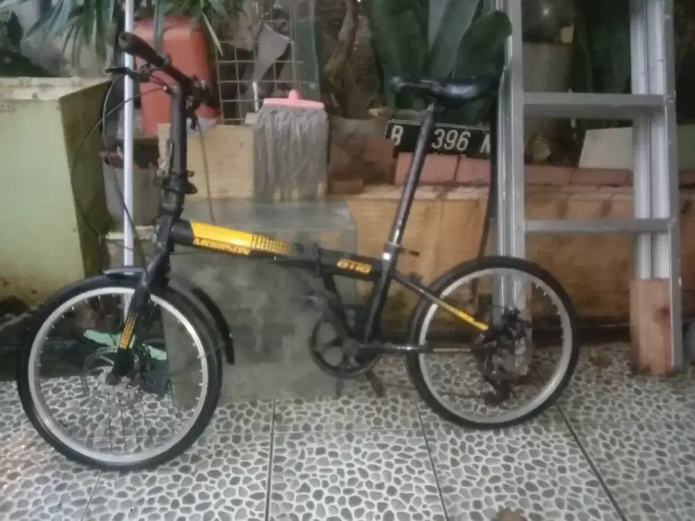 Sepeda lipat morison 011G