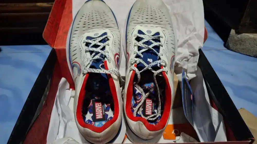 Sepatu Running Ortuseight