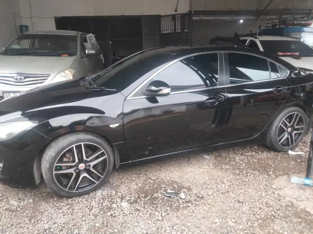 Dijual Mazda 6 tahun 2009 matic kondisi istimewa