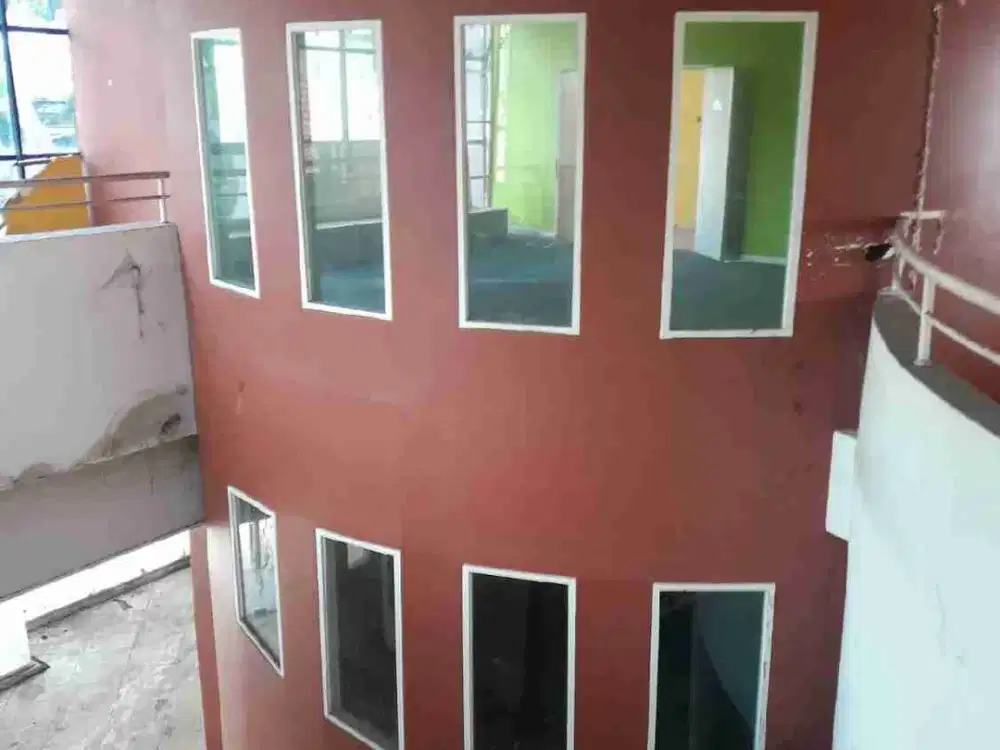 Disewakan Rumah dan kantor ex Inter School