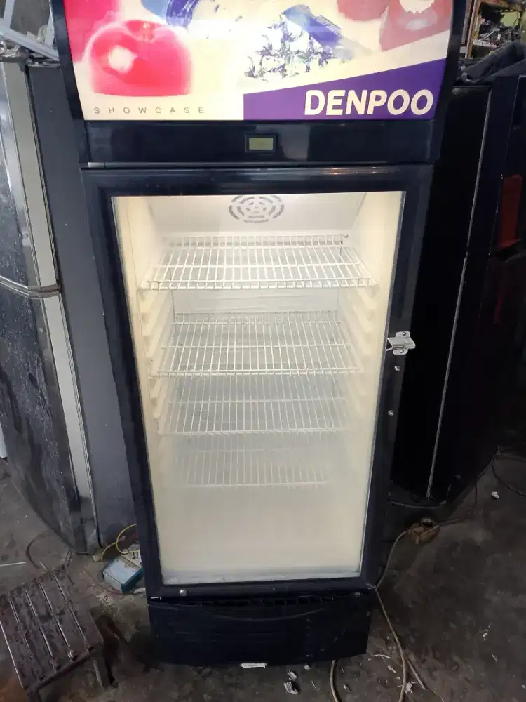 Jual kulkas showcase denpo normal dan garansi satu bulan
