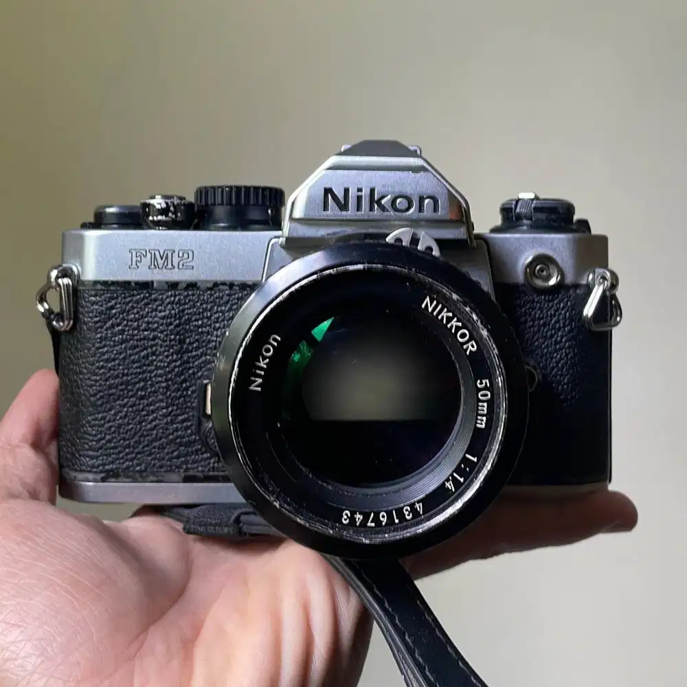 Kamera Analog Nikon FM2 dan Lensa Nikkor 50mm f1.4