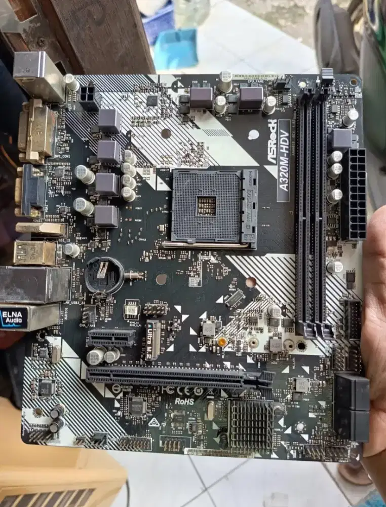 MOBO Asrock A320m HDV
Socket AM4 support ryzen