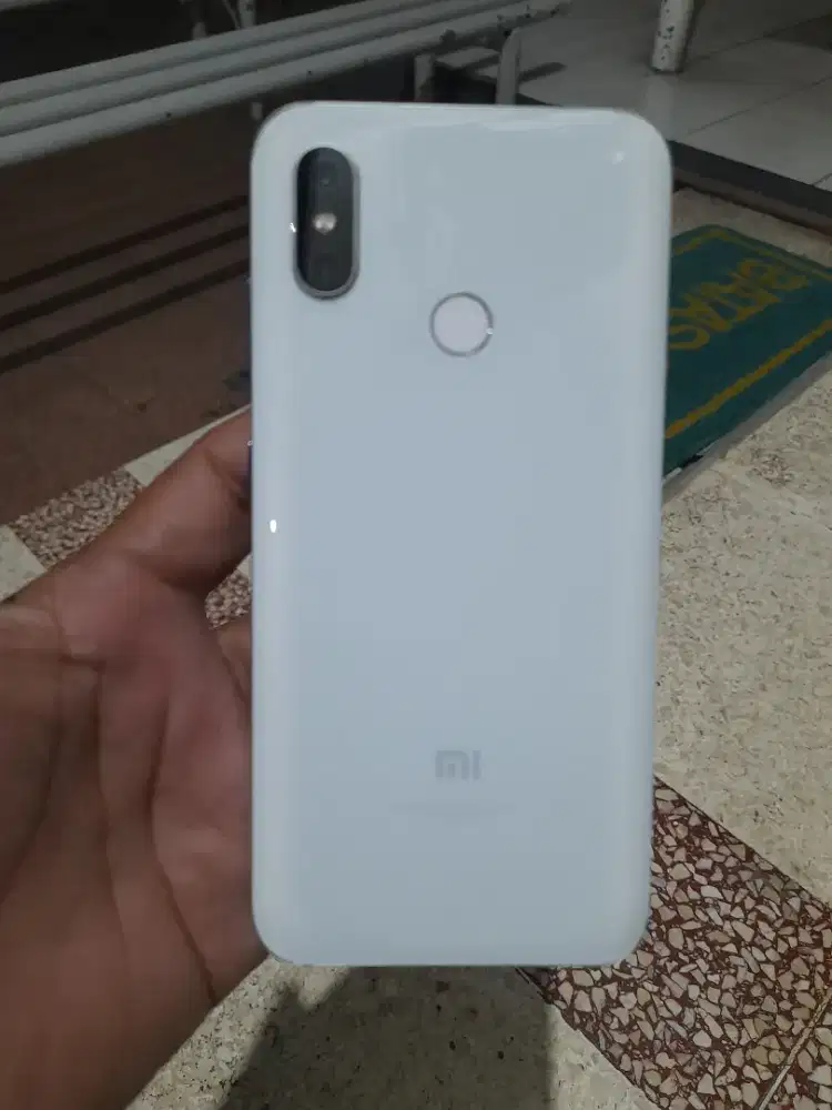 Xiaomi Mi 8 ram 6/128gb Snapdragon 845 mulus dan normal