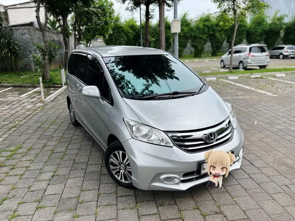 KM 70rb | HONDA FREED E PSD 2014 ORI 100% no innova voxy serena