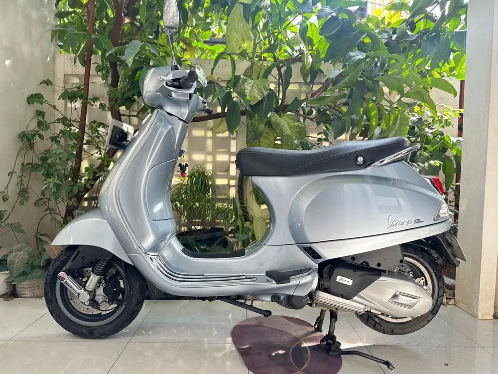 Vespa Lx 125 like new
