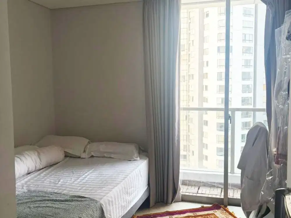 Dijual 650juta 1 Bed tipe Studio, Semi Furnished, Taman Anggrek Residences