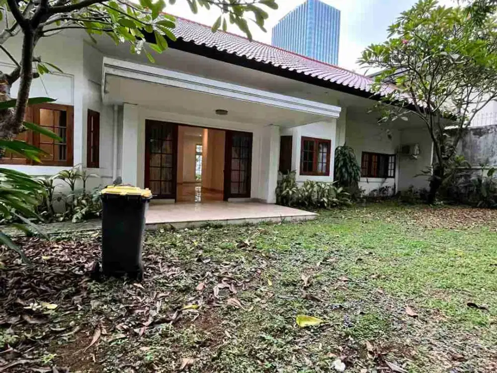 rumah kebayoran baru lokasi tenang tidak ramai